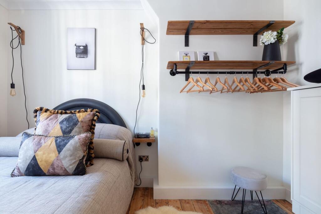 Apartment in London, City of Westminster - View 4