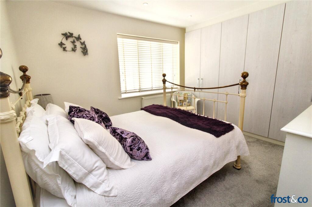 Apartment in Poole - View 5