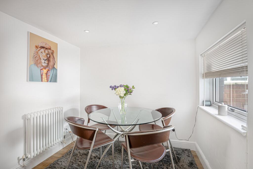 House in Bishop's Stortford, Hockerill - More
