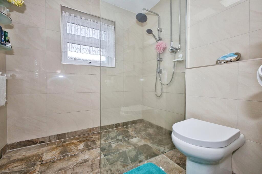 Additional image 11 of Belvedere Road, Yeovil, BA21