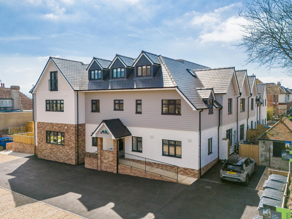 Main image of property: Seahaven, 23 Carter Street, PO36