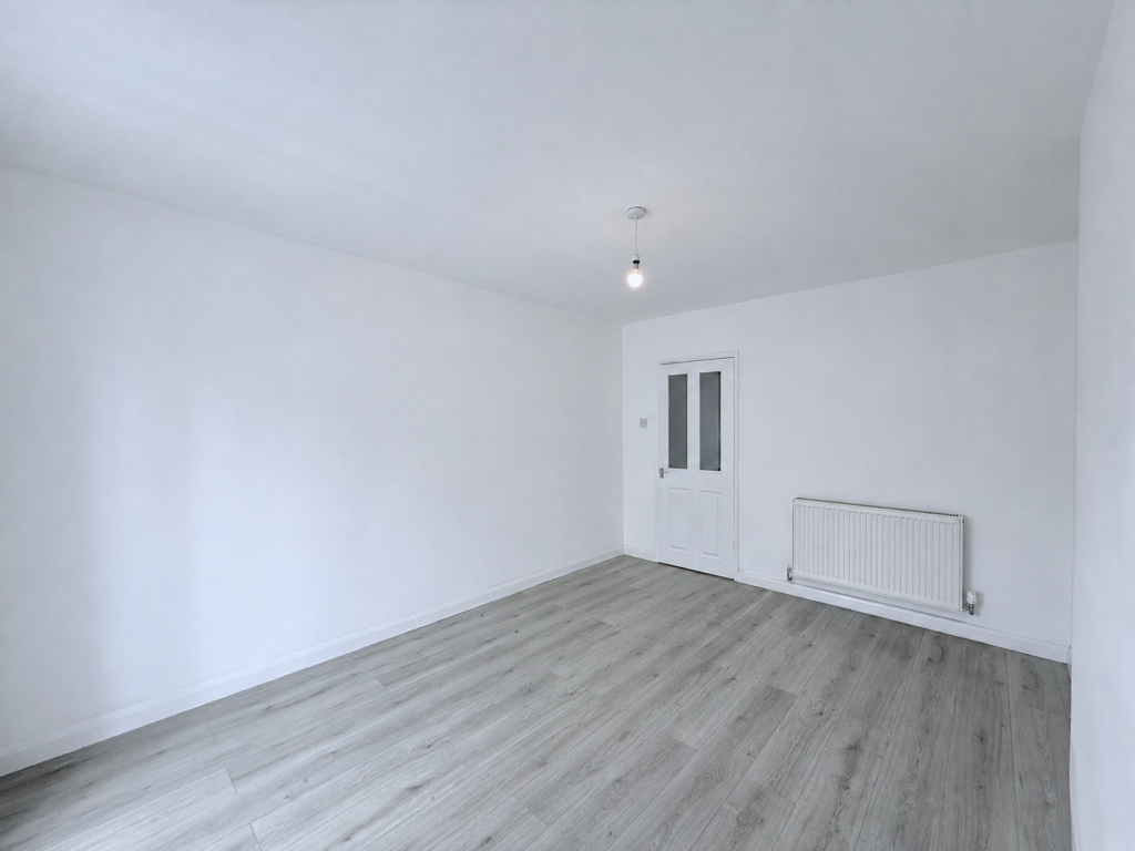 Rivergreen, Clifton, NG11 - View 3