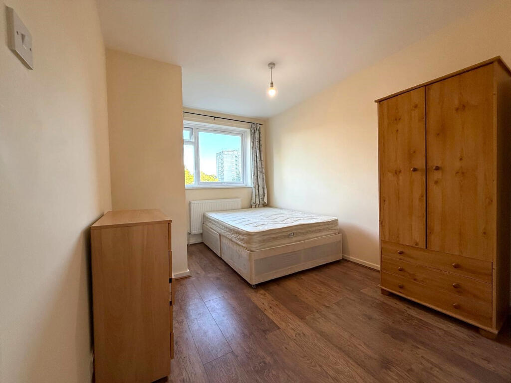 4 bedroom flat for rent