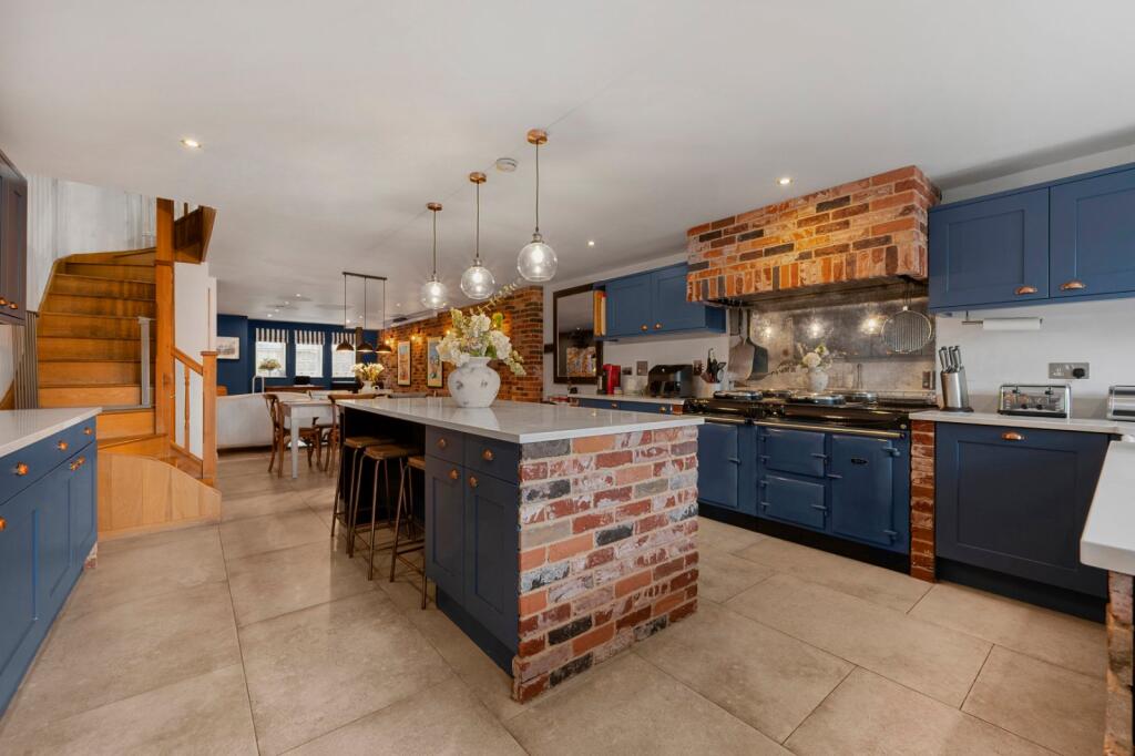 Main image of property: Grove Park Road,
Strand on the Green, W4