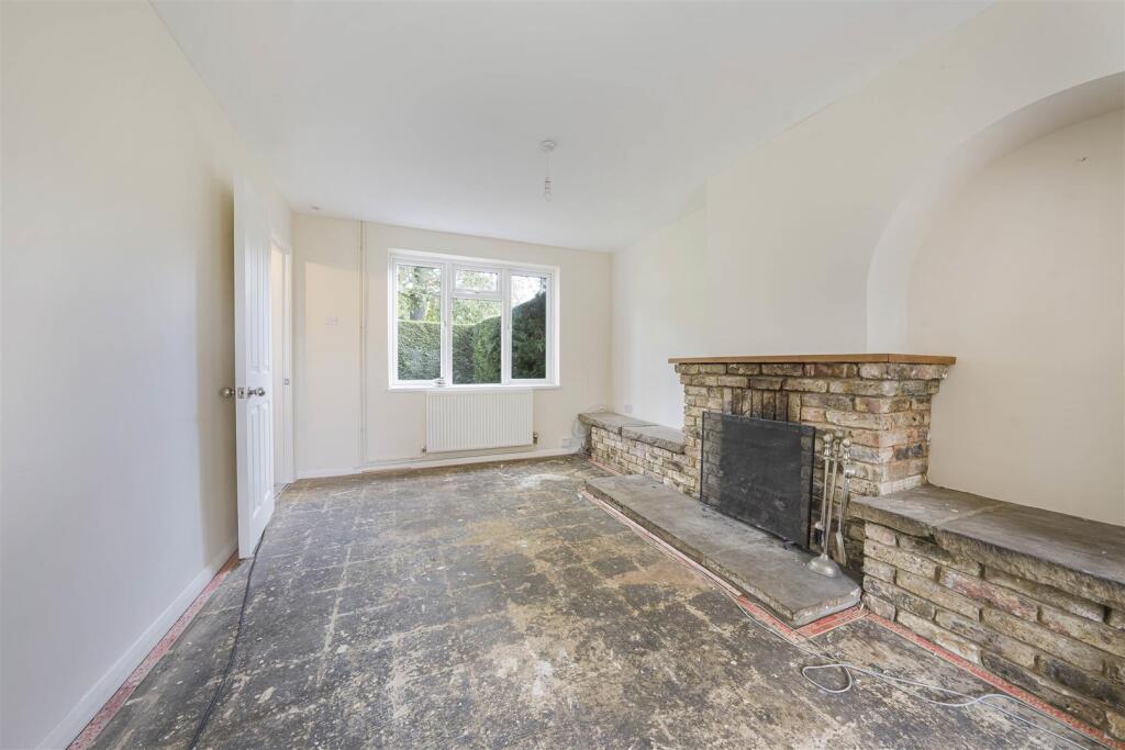 House in St Albans, Smug Oak, St Stephen - View 2