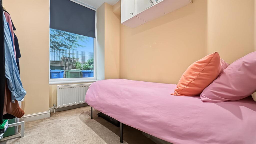 Apartment in Glasgow - More