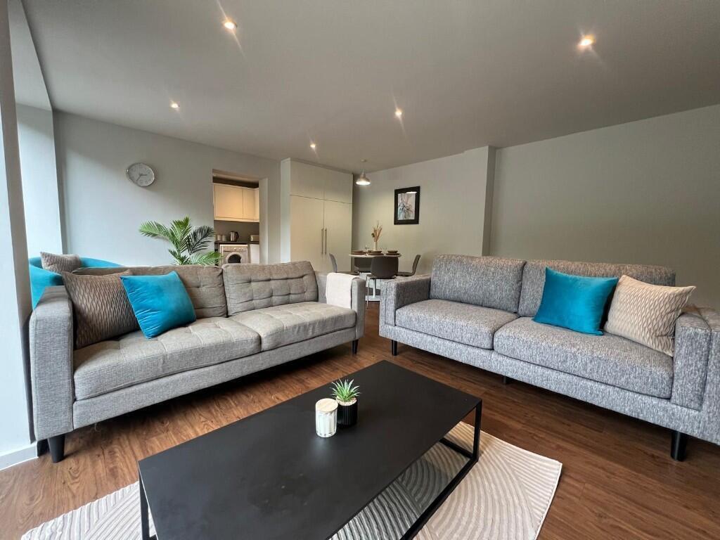 Main image of property: Longfield House,Headingley Park, 8 Victoria Road, Leeds LS6 1FJ