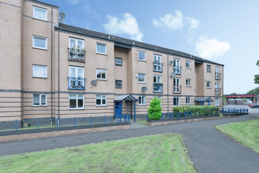 Main image of property: Glasgow Road, Glasgow G811QL, G81