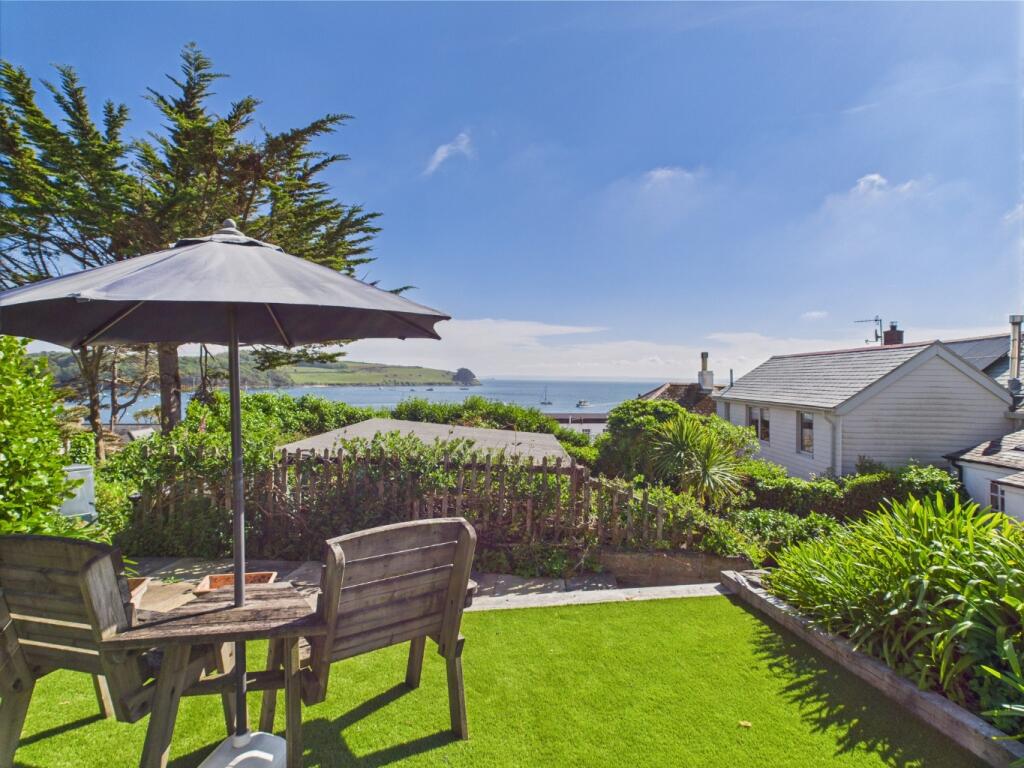 Main image of property: Minutes from Harbour, St Mawes, TR2 5AQ.
