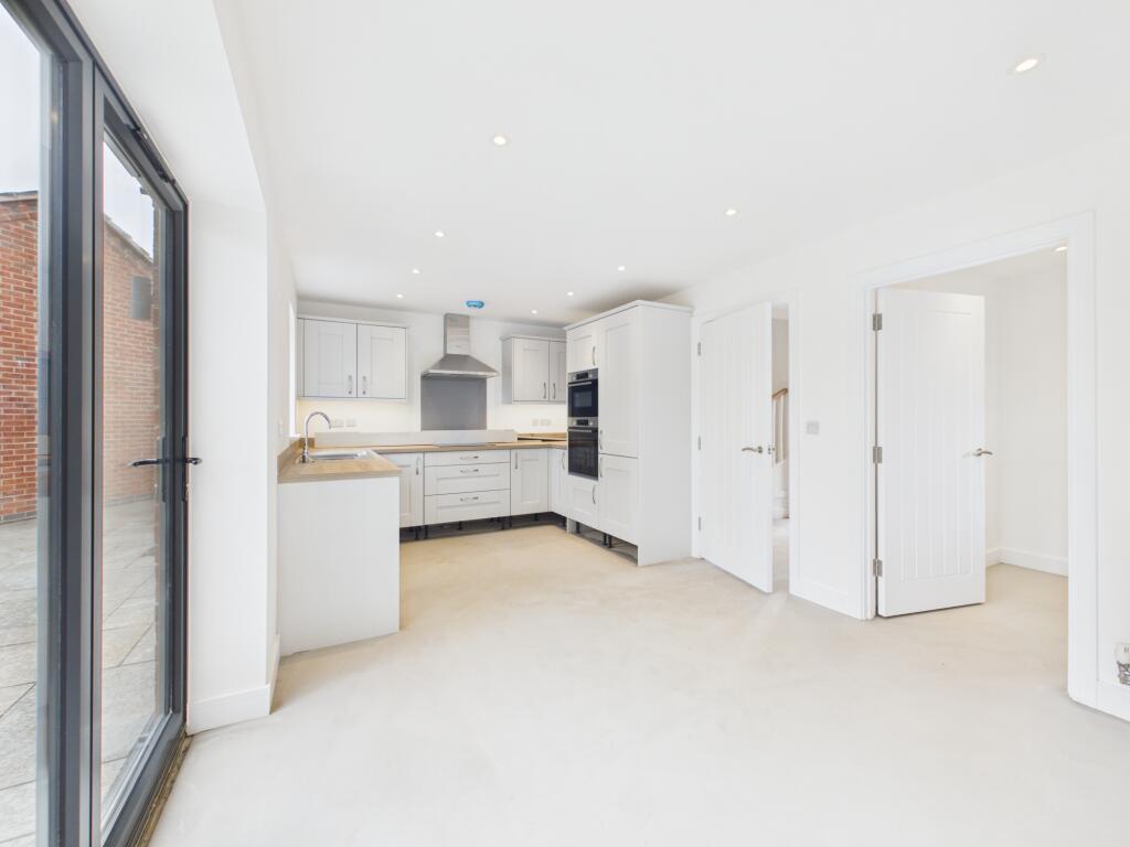 House in Melton, Leicestershire - View 4