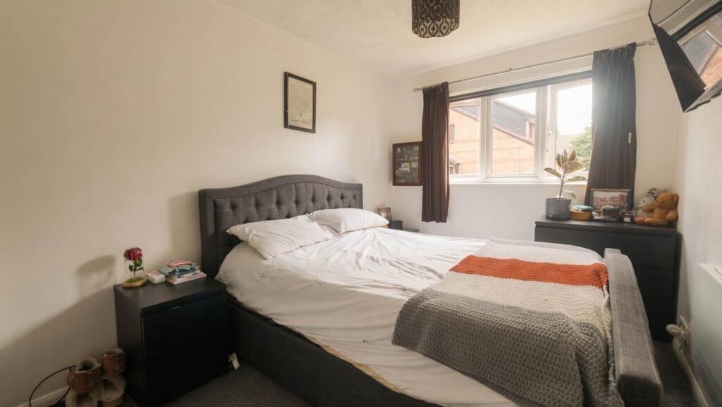 Tudor Close, Hatfield - View 5