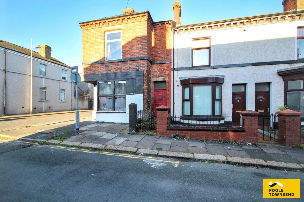 2-bed flat on Harrison Street, Barrow-in-furness, LA14 1BA, £55,000