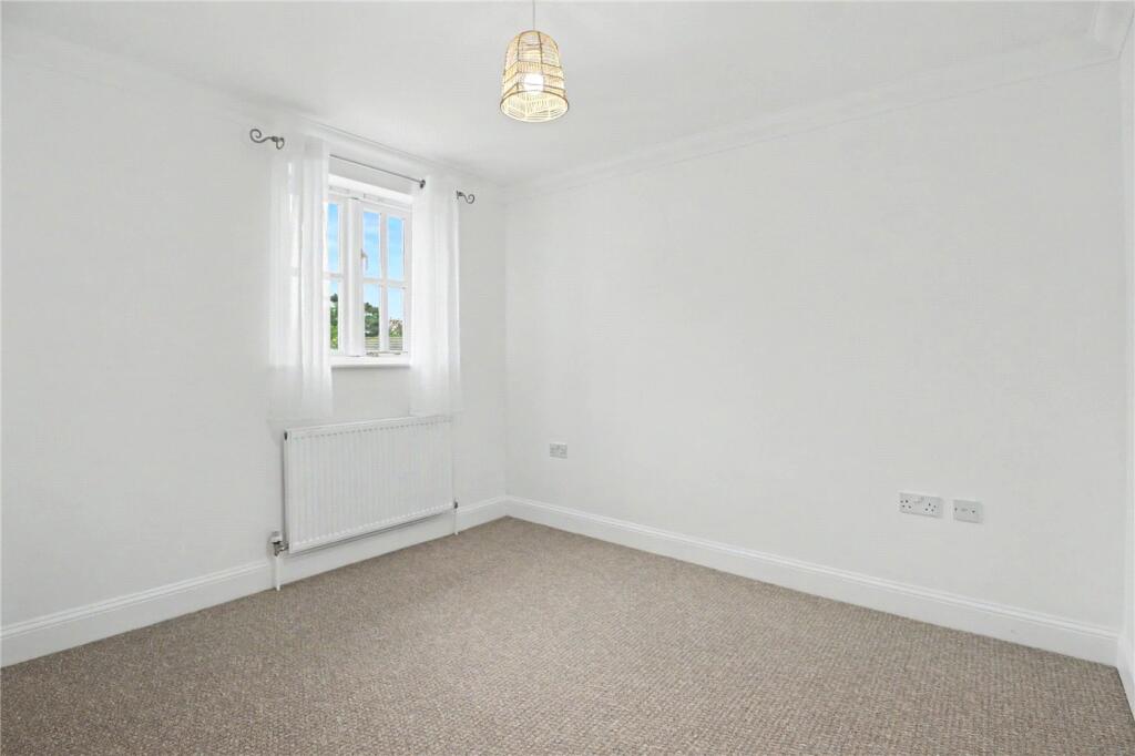House in Ipswich - View 5