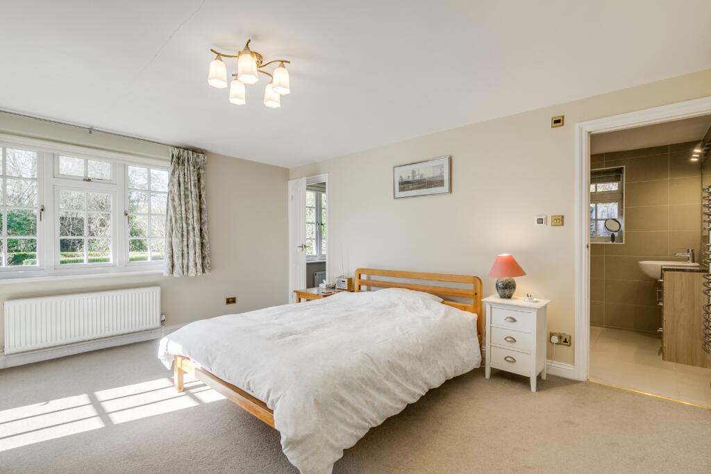 Additional image 11 of High Oaks Road, West Side, Welwyn Garden City, Hertfordshire, AL8