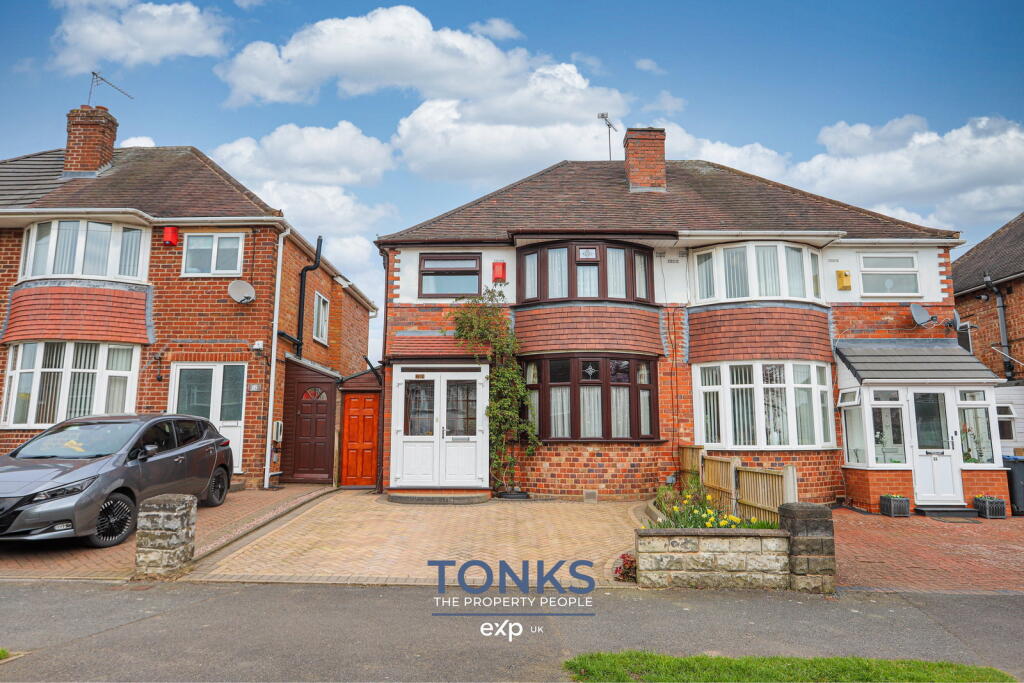 Main image of property: Mayswood Grove, Quinton, Birmingham, B32 2RQ