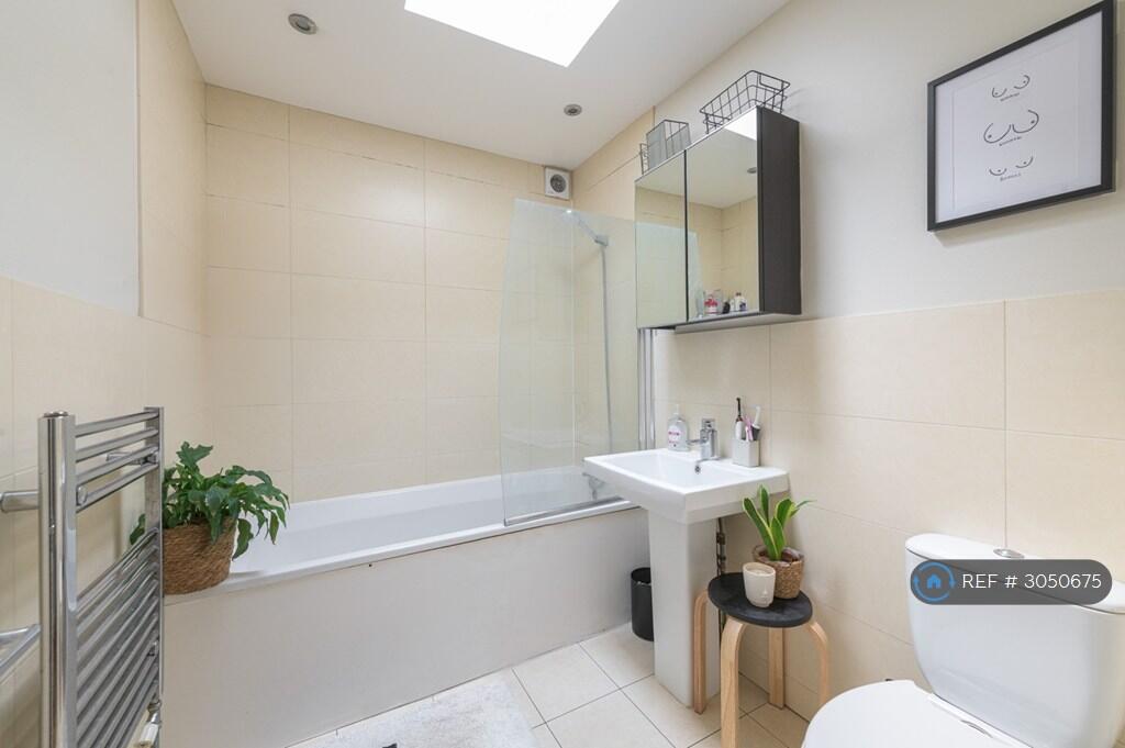 Main image of property: Stockwell Road, London, SW9