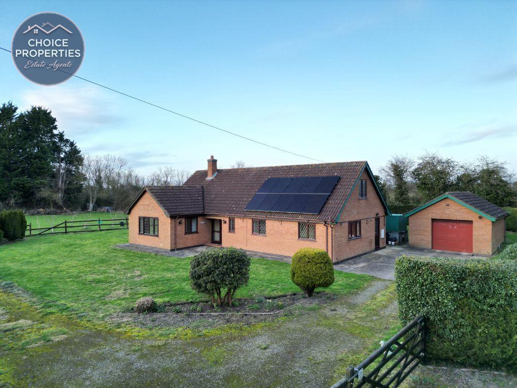3-bed detached on Main Road, South Reston, Louth, £399,950