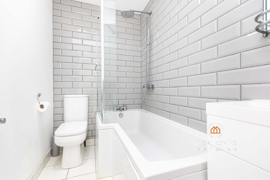 Additional image 14 of Ashley Road, Poole, BH14