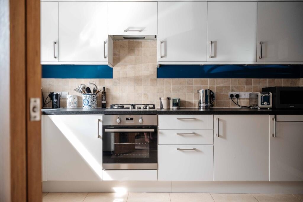 House in New Forest, Hythe and Dibden - View 2