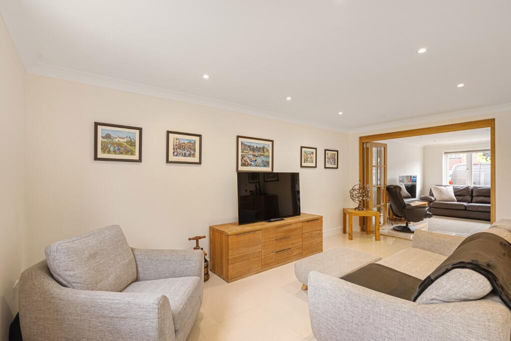 House in Dartford, Longfield Hill, Longfield and New Barn - View 4