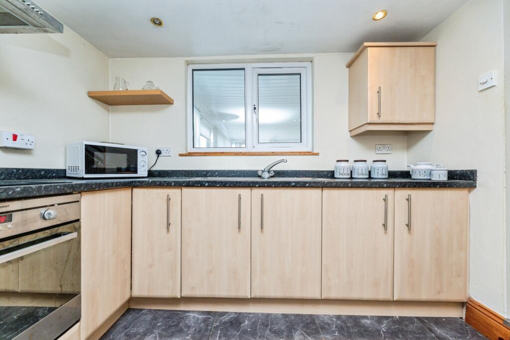 House in Sheffield, Ecclesfield - View 4