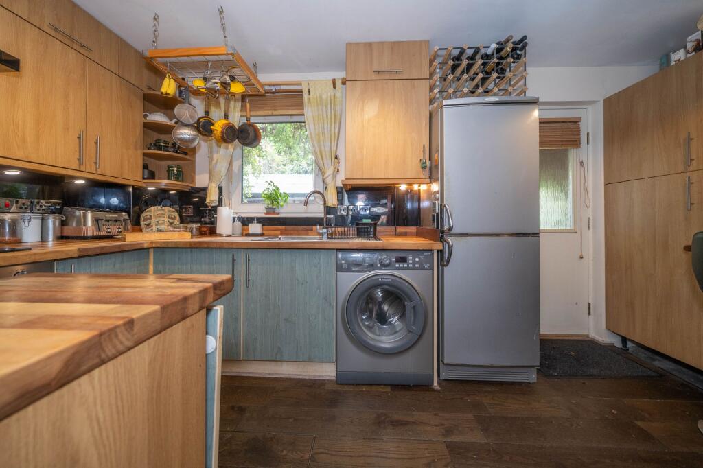 House in Livingston, Adambrae - View 3