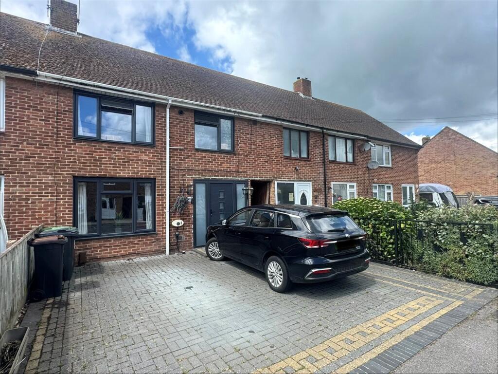 Main image of property: Kings Road, Hayling Island, Hampshire, PO11
