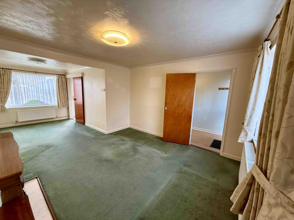 House in Ipswich, Castle Hill - View 3