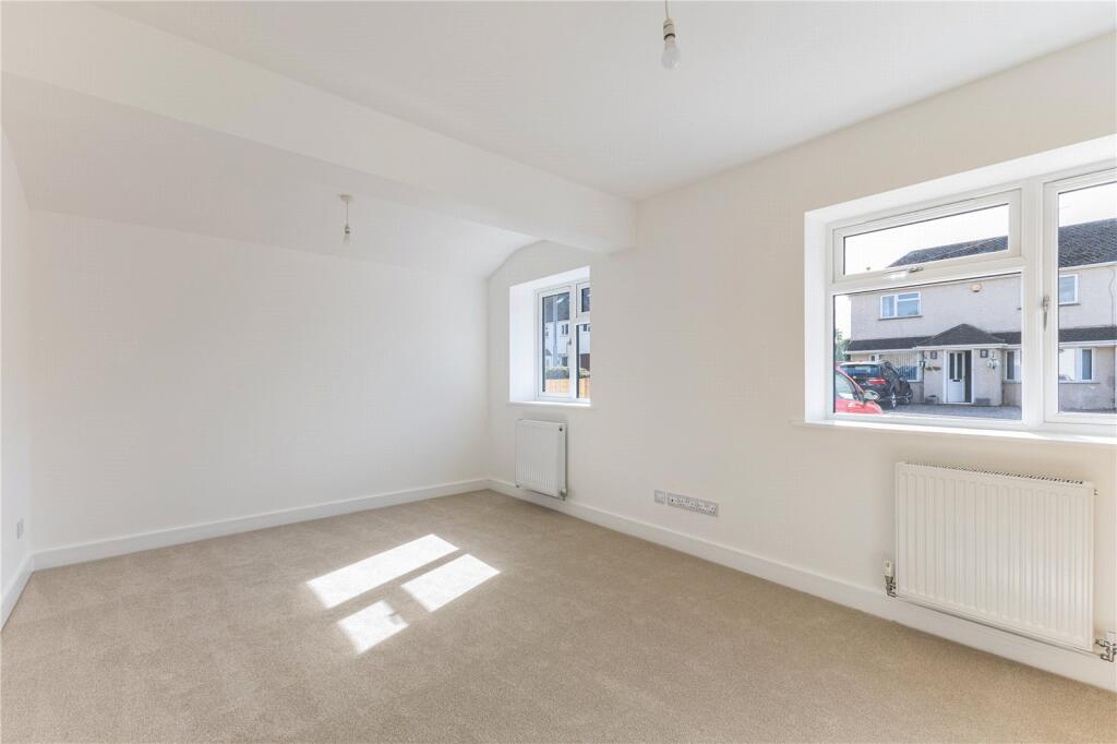House in Stroud, Stonehouse - View 5