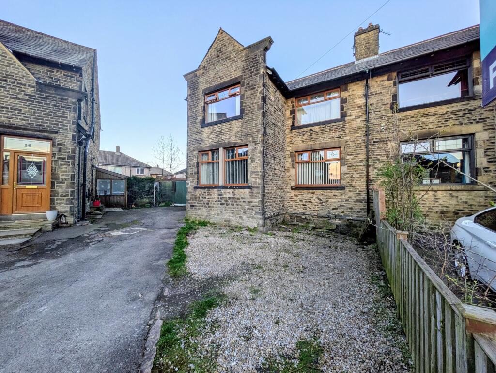 Additional image 29 of Wyke Crescent, Bradford, BD12