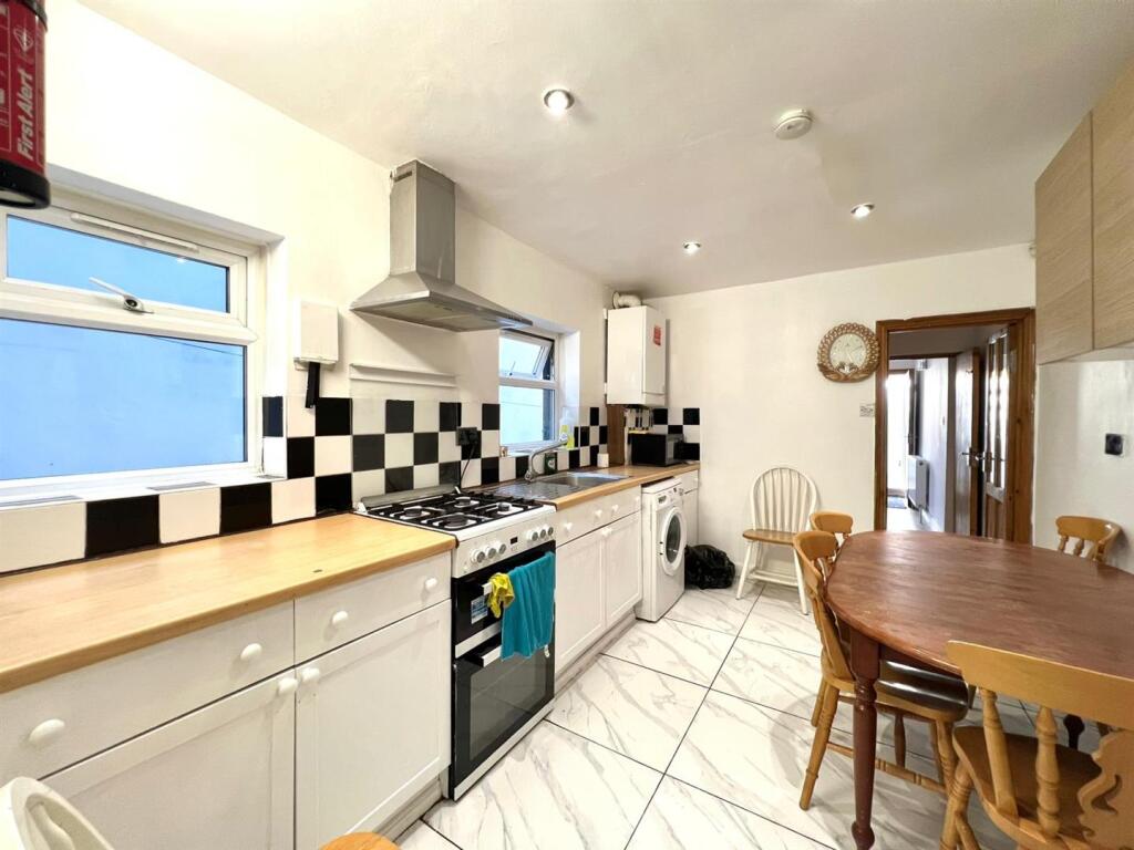 Main image of property: Four Bedroom Victorian House to Let, Walthamstow, E17 - £3,100 pcm