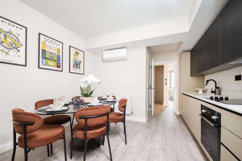Apartment in London, Royal Borough of Kensington and Chelsea - View 4