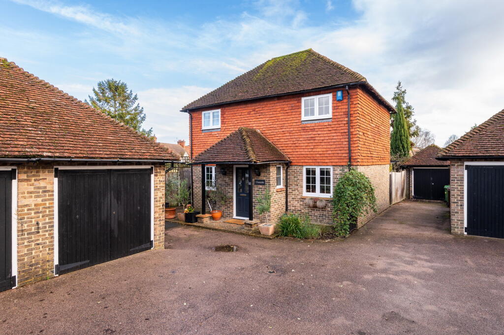 Main image of property: The Green, Bearsted, Maidstone, ME14 4EB