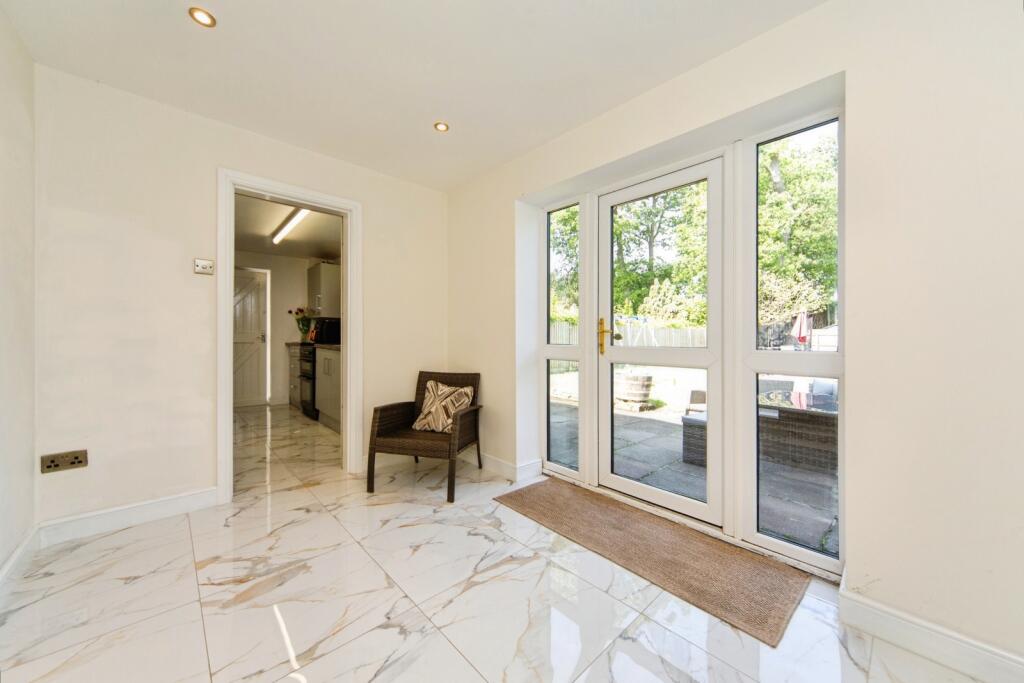 South Drive, WIRRAL, Merseyside, CH49 - View 5
