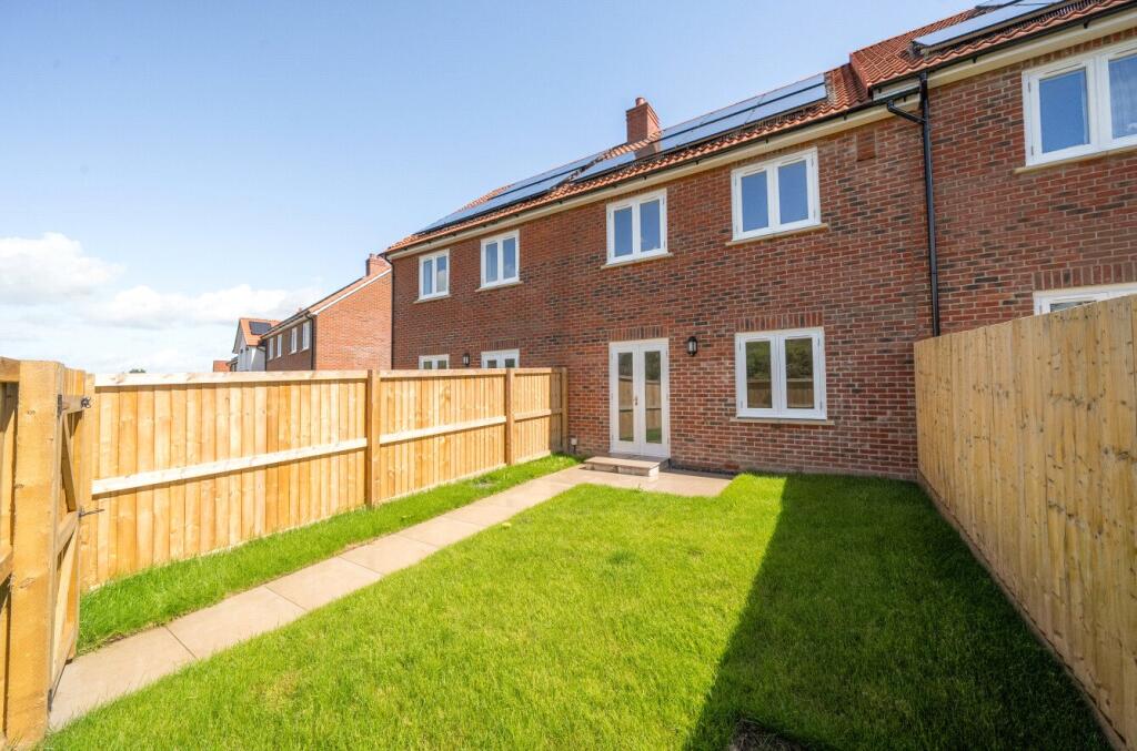 House in Somerset, Castle Cary - More
