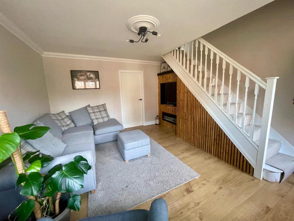 Station Court, Hornsea photo 2