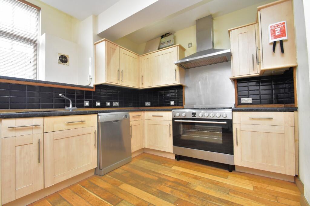 Apartment in Portsmouth - View 2
