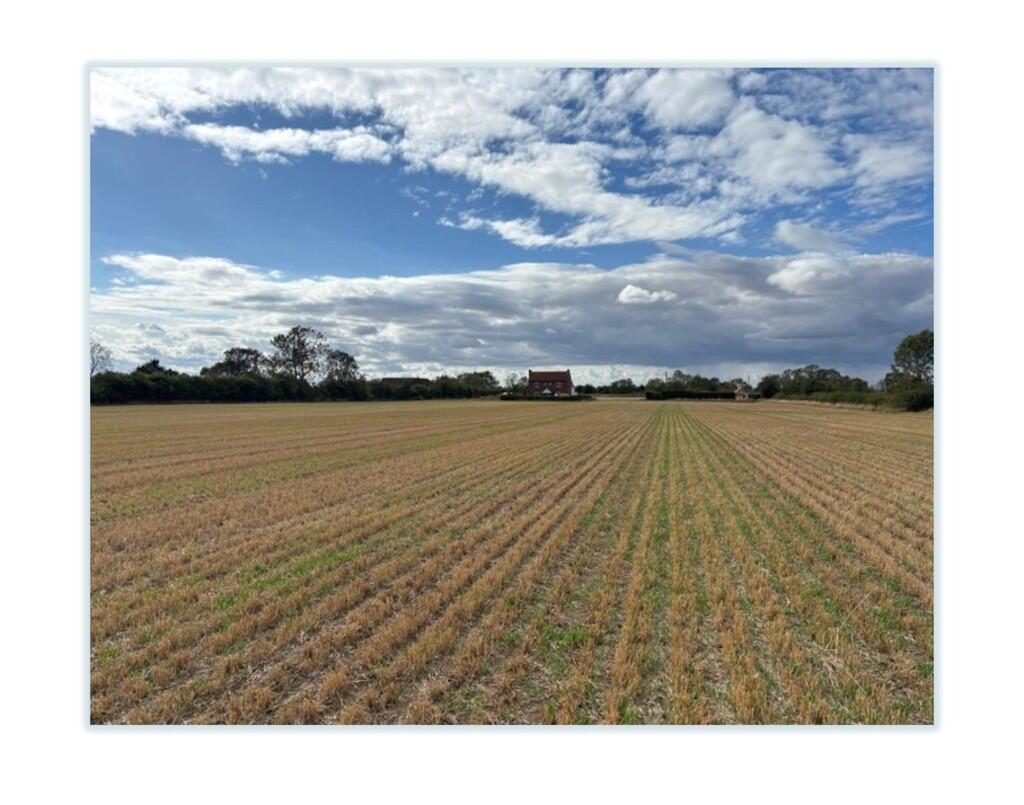 Main image of property: Parrdale, Fenside, Sibsey, Boston