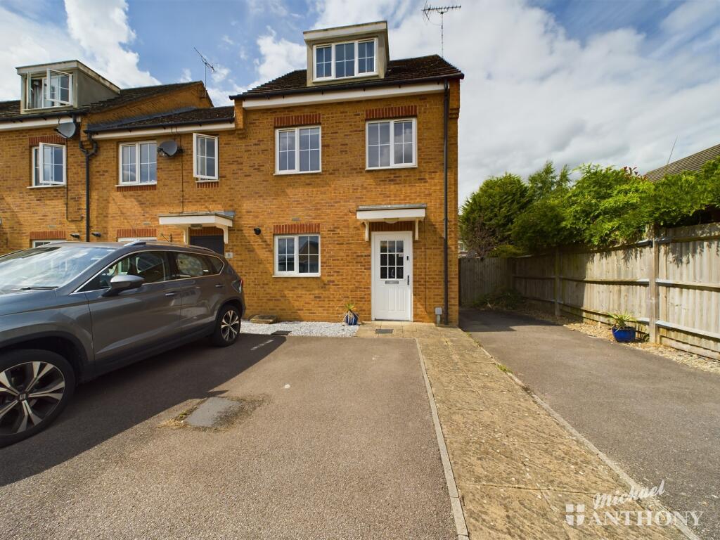 House in Luton, Leighton-Linslade