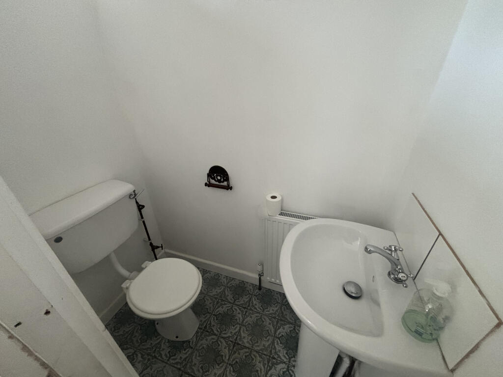 House in Bath - View 5