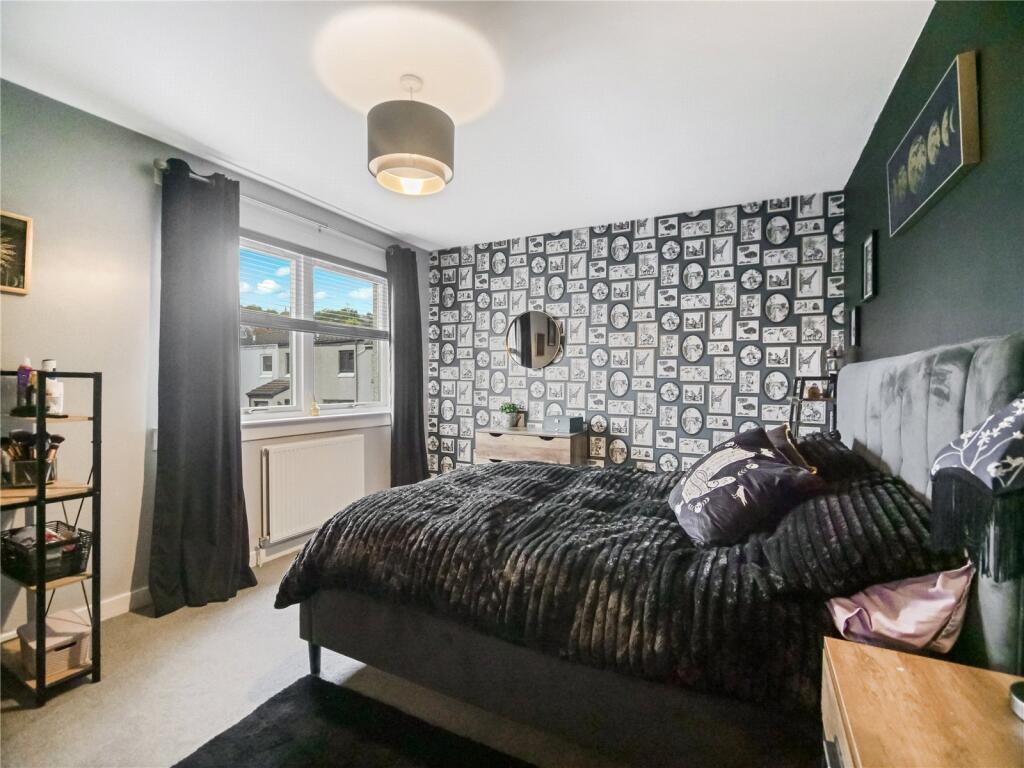 Nairn Court, FALKIRK, Stirlingshire, FK1 photo 4