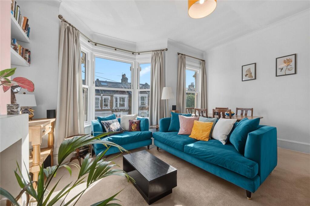 Apartment in London - View 4