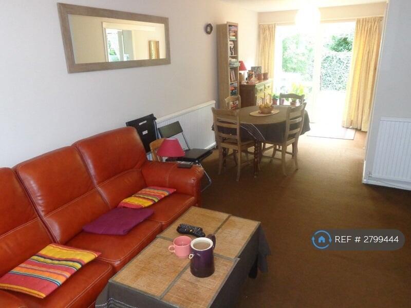 Main image of property: Enniskillen Road, Cambridge, CB4