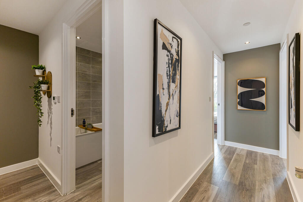 Apartment in Welwyn Hatfield, Roe Green, Hatfield - More