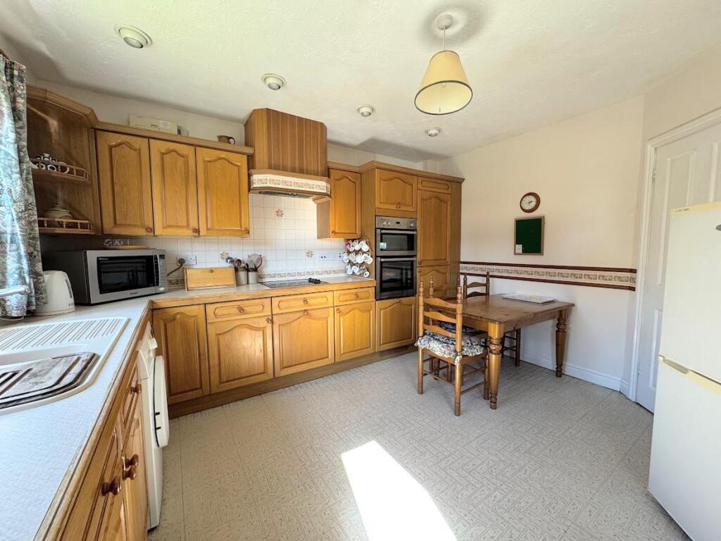 Chandres Court, Allestree, Derby photo 5