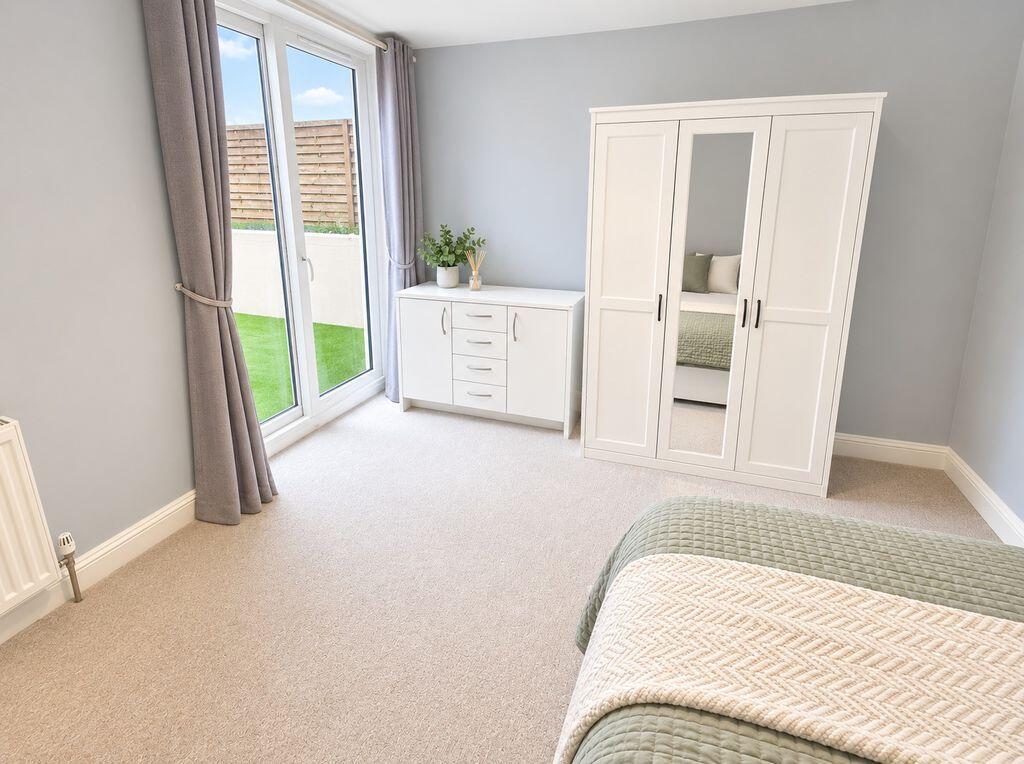Apartment in Bristol - View 5