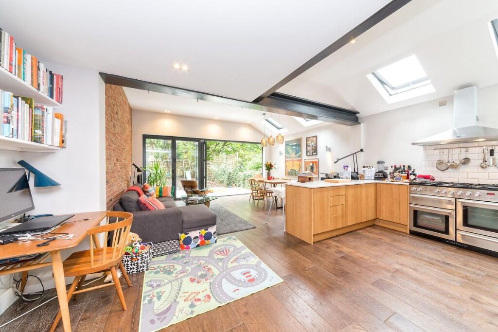 Main image of property: Beresford Road, Canonbury, N5