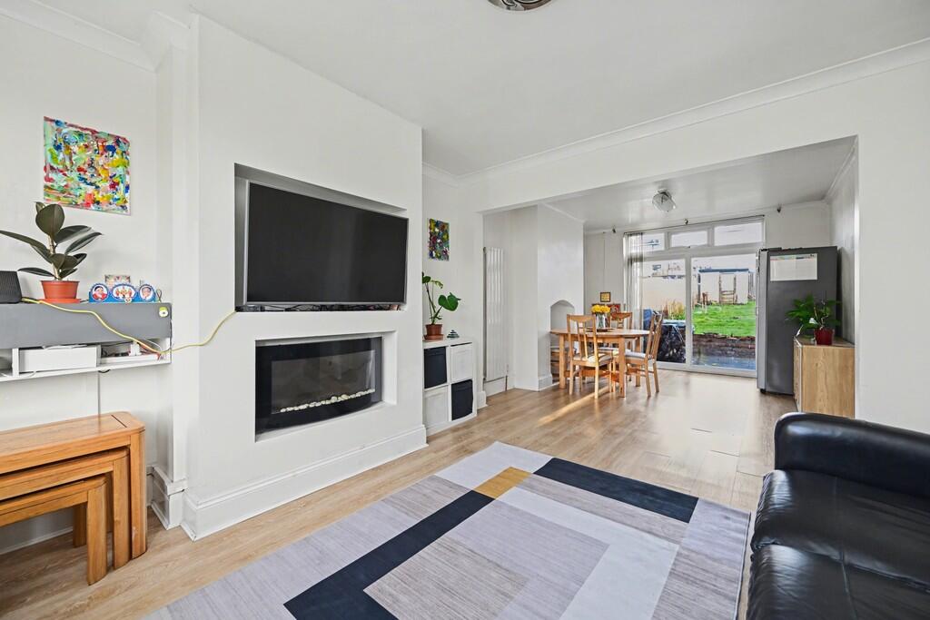 Lytham Road, Rugby, Warwickshire photo 2