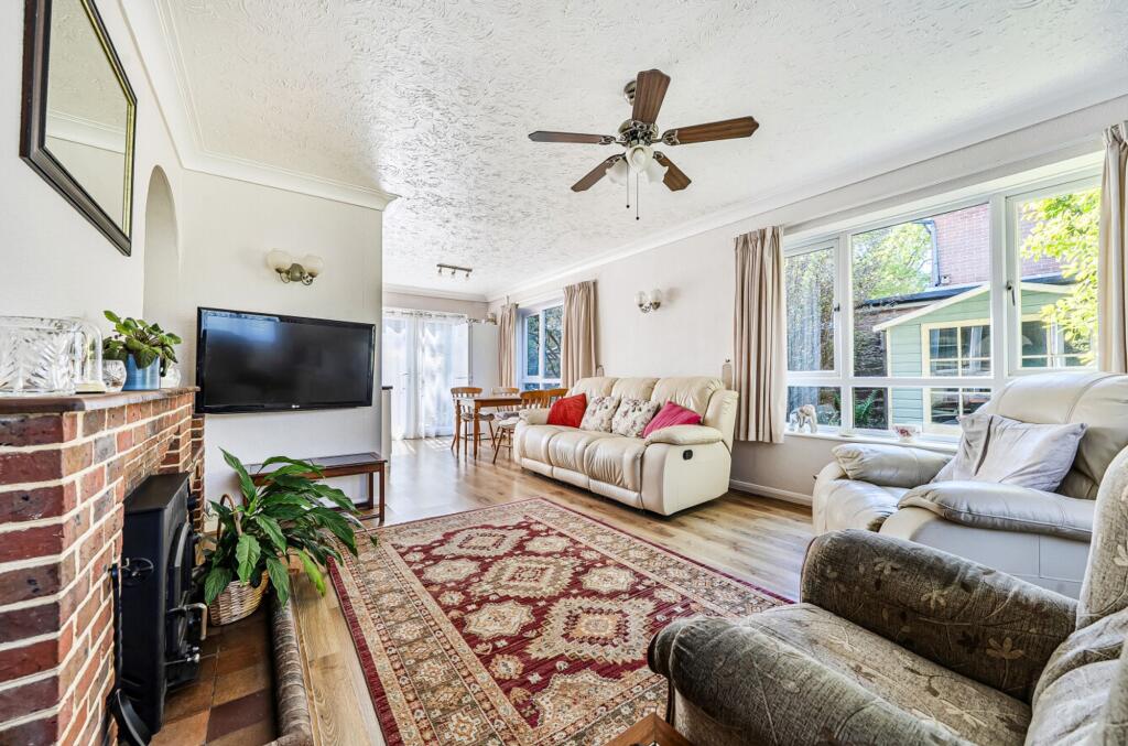 Willowhale Avenue, Aldwick, PO21 - View 2