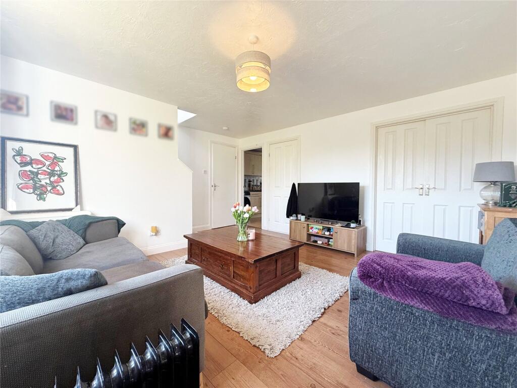 Fountain Road, Rendlesham, Woodbridge photo 3